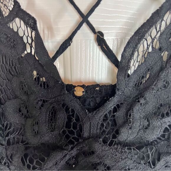 Intimately Free People Lace Bralette Black Embroidered Lace Size XS - Picture 11 of 11